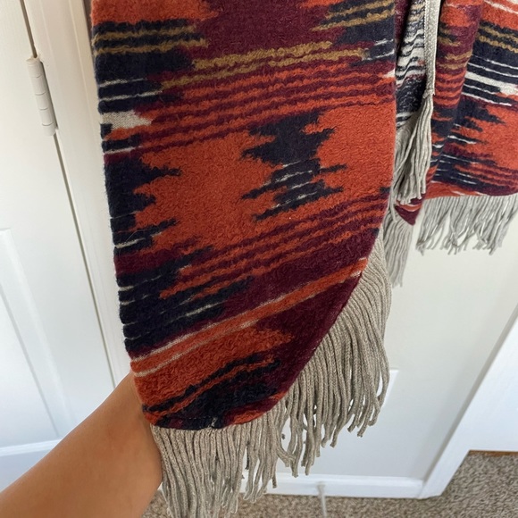 NWT! Lucky Brand fringe coverup - Picture 10 of 10